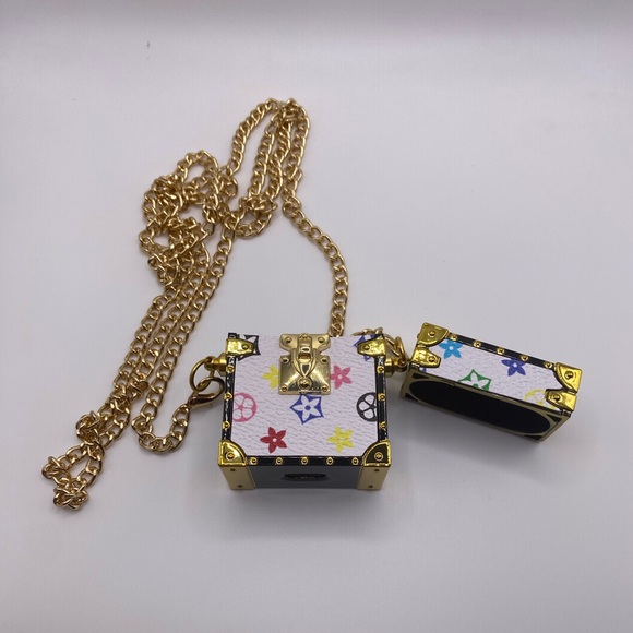 Compatible with AirPods 1, 2 Case. New - Picture 8 of 8